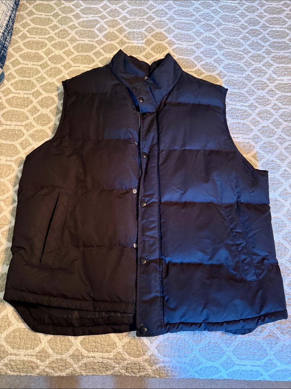St. John's Bay Men's Quilted Puffer Vest - Black
